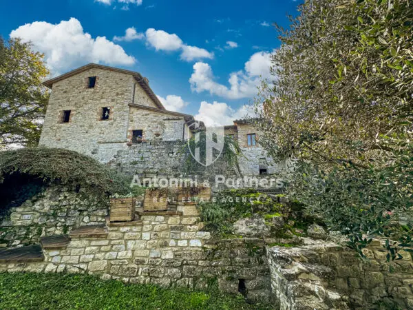 Casale strada Provinciale 380, Todi