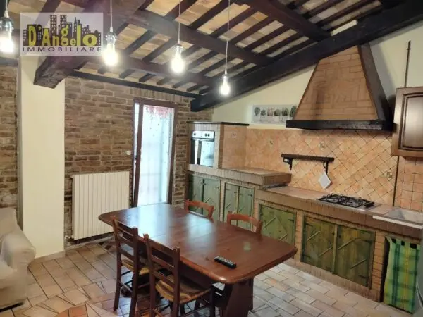 Casa Indipendente via Fabiani 3, Offida