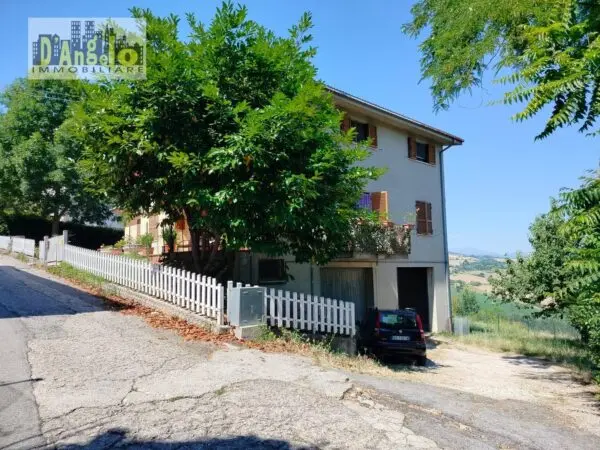 Casa Indipendente via Crocifisso 45, Castignano