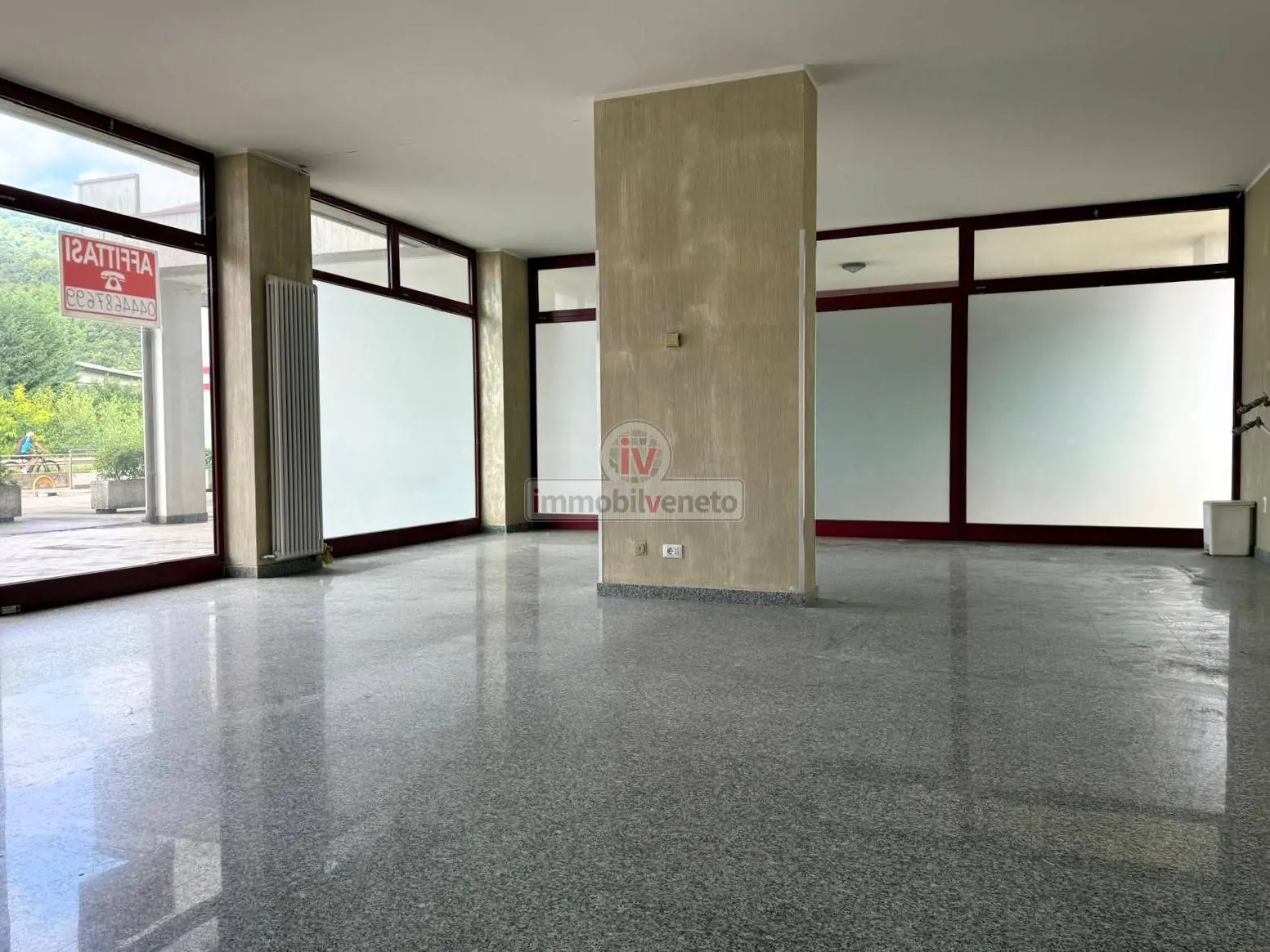 Immagine per Negozio in affitto a Chiampo VIA MAZZOCCO 