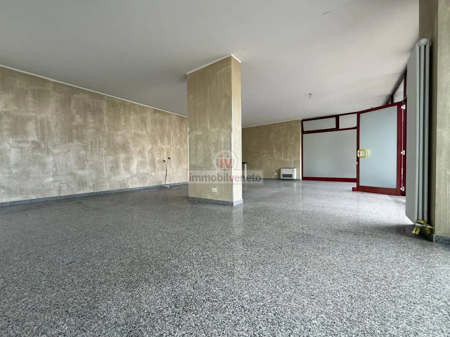 Immagine per Negozio in affitto a Chiampo VIA MAZZOCCO 