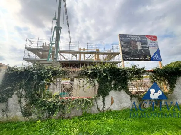 Appartamento via San Luigi 100, Saltrio