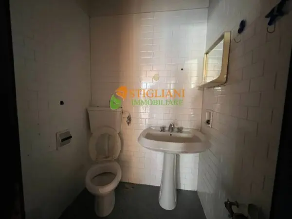 Locale Commerciale Trav. Via XXIV Maggio, Campobasso