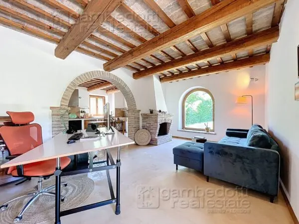 Villa via, Urbino