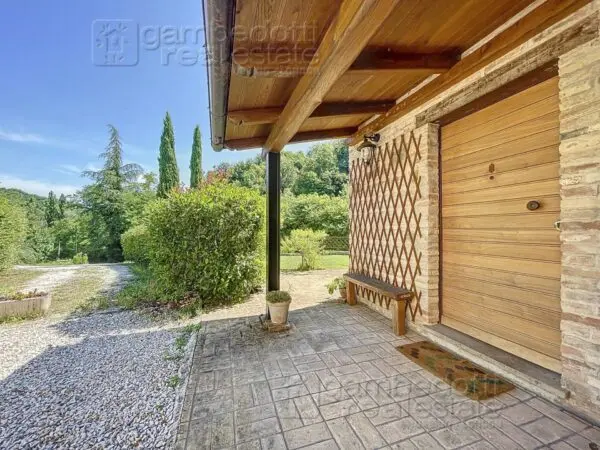 Villa via, Urbino