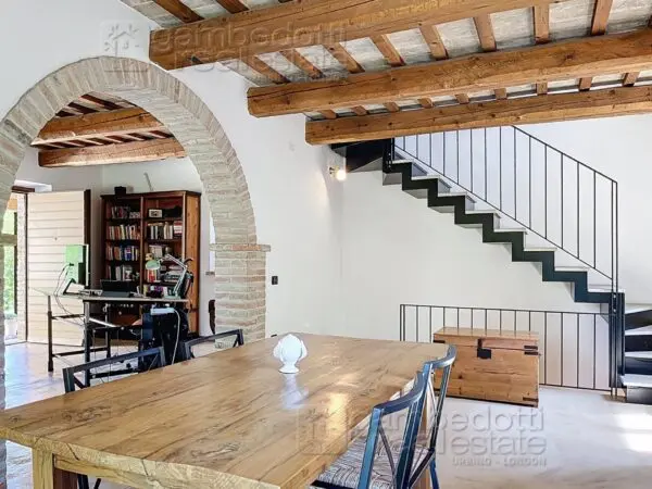 Villa via, Urbino