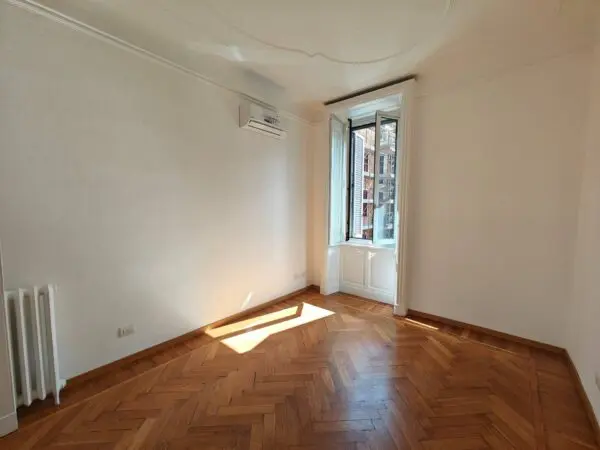 Appartamento via Spartaco 38, Milano