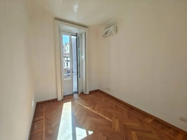 Appartamento via Spartaco 38, Milano