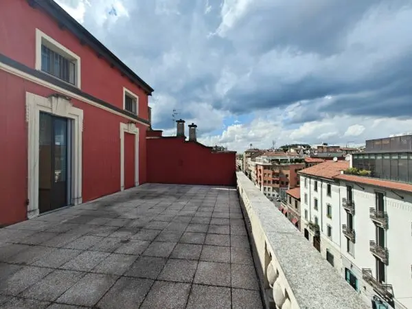 Appartamento via Spartaco 38, Milano