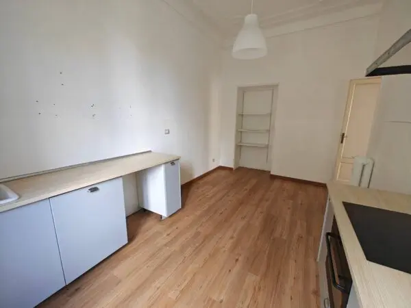 Appartamento via Spartaco 38, Milano
