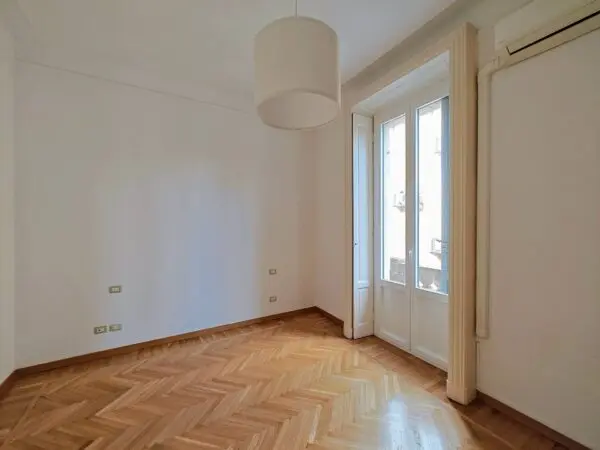 Appartamento via Spartaco 38, Milano