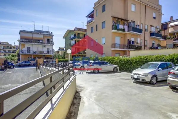 Appartamento via Napoli 10, Ladispoli