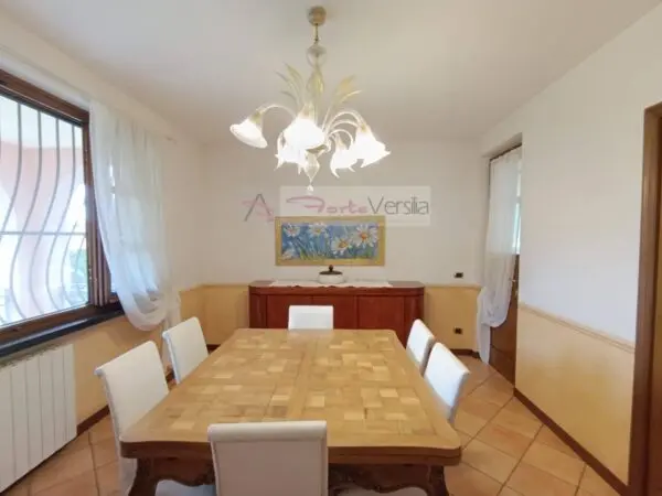Villa via, Montignoso