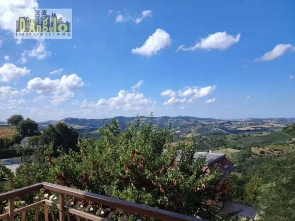 Casa Semindipendente via Contrada Santa Giuliana, Castignano