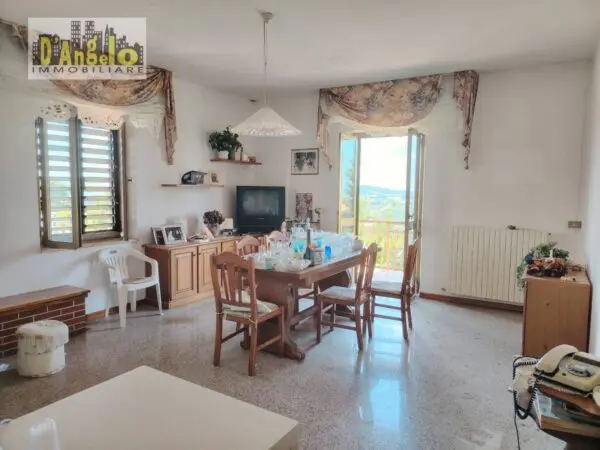 Casa Semindipendente via Contrada Santa Giuliana, Castignano