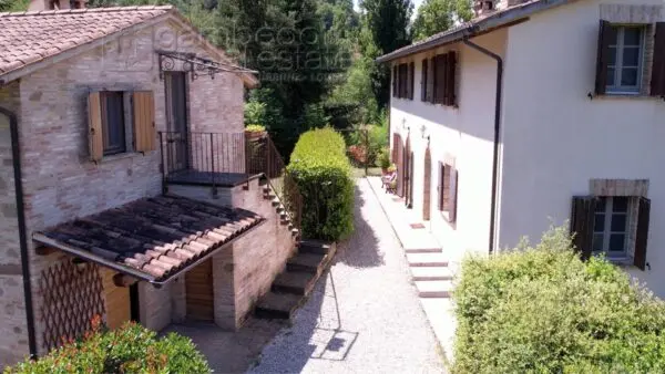 Villa via, Urbino