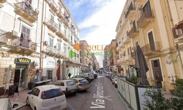 Locale Commerciale via Anfiteatro, Taranto