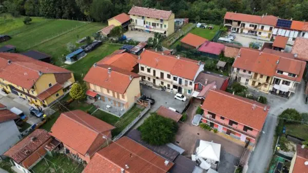 Porzione Di Casa via Frazione Boschi 136, Barbania