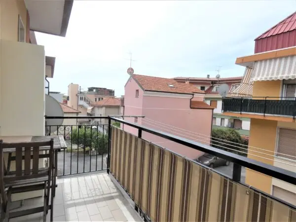 Monolocale via Isonzo 16, Loano