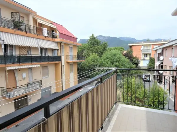 Monolocale via Isonzo 16, Loano