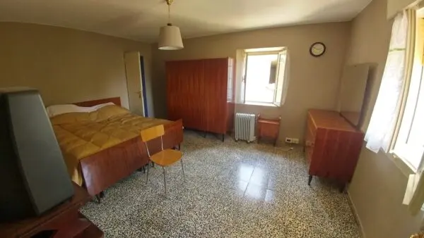 Casale via Roma 31, Zocca