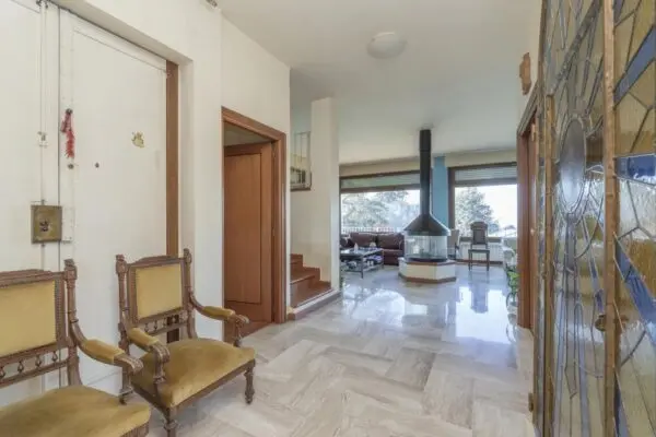 Villa strada Al Traforo Di Pino, Torino