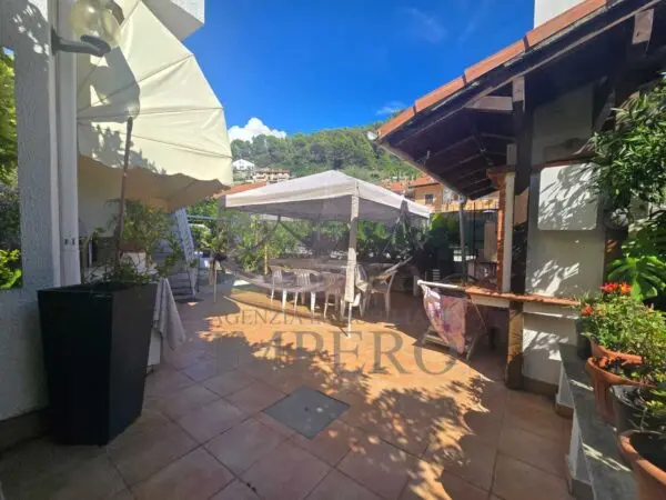 Villa via Luciano Veziano 10, Ventimiglia