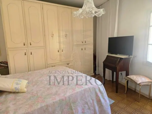 Villa via Luciano Veziano 10, Ventimiglia