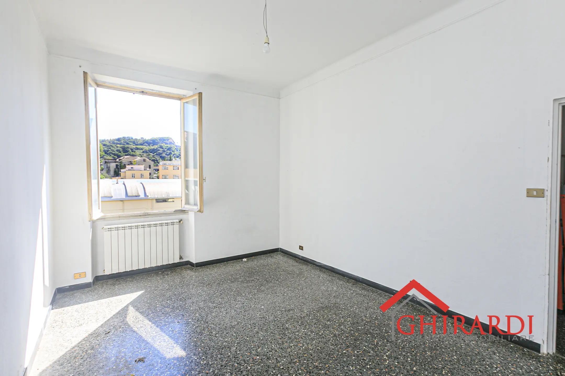 Immagine per Bilocale in vendita a Genova via Piero Maroncelli 1