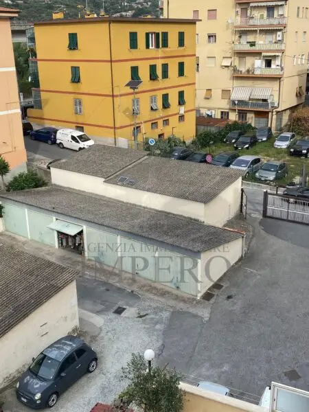 Locale Commerciale via Xxv Aprile 10, Ventimiglia