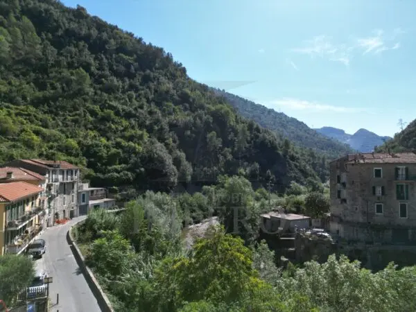 Quadrilocale via Case Palanchi 4, Ventimiglia