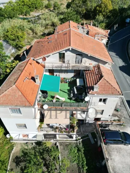 Quadrilocale via Edmondo De Amicis 47, Ventimiglia