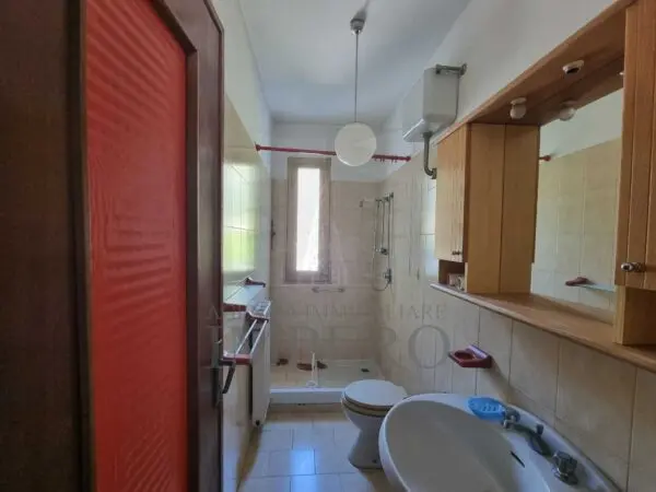 Quadrilocale via Edmondo De Amicis 47, Ventimiglia