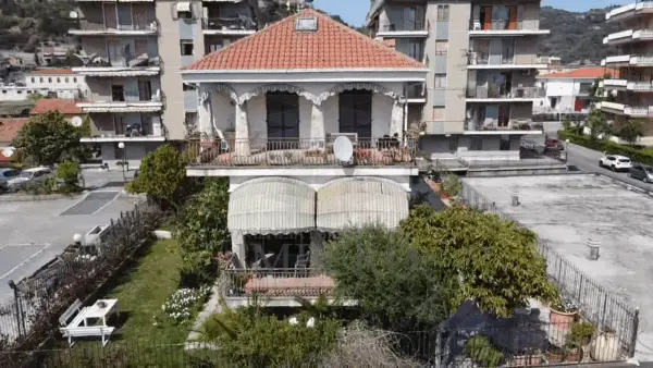 Villa via Nervia 46, Ventimiglia