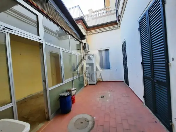 Palazzo - Stabile via Carrara 23, Viareggio