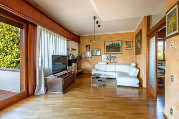 Villa via Del Secco, Sant'Angelo In Campo, Lucca