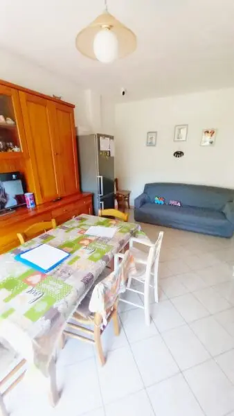 Trilocale via Beglini, Taggia