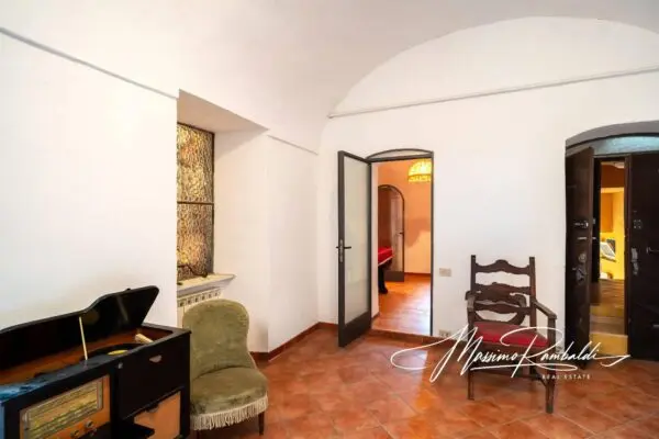 Villa via Mameli 84, Taggia