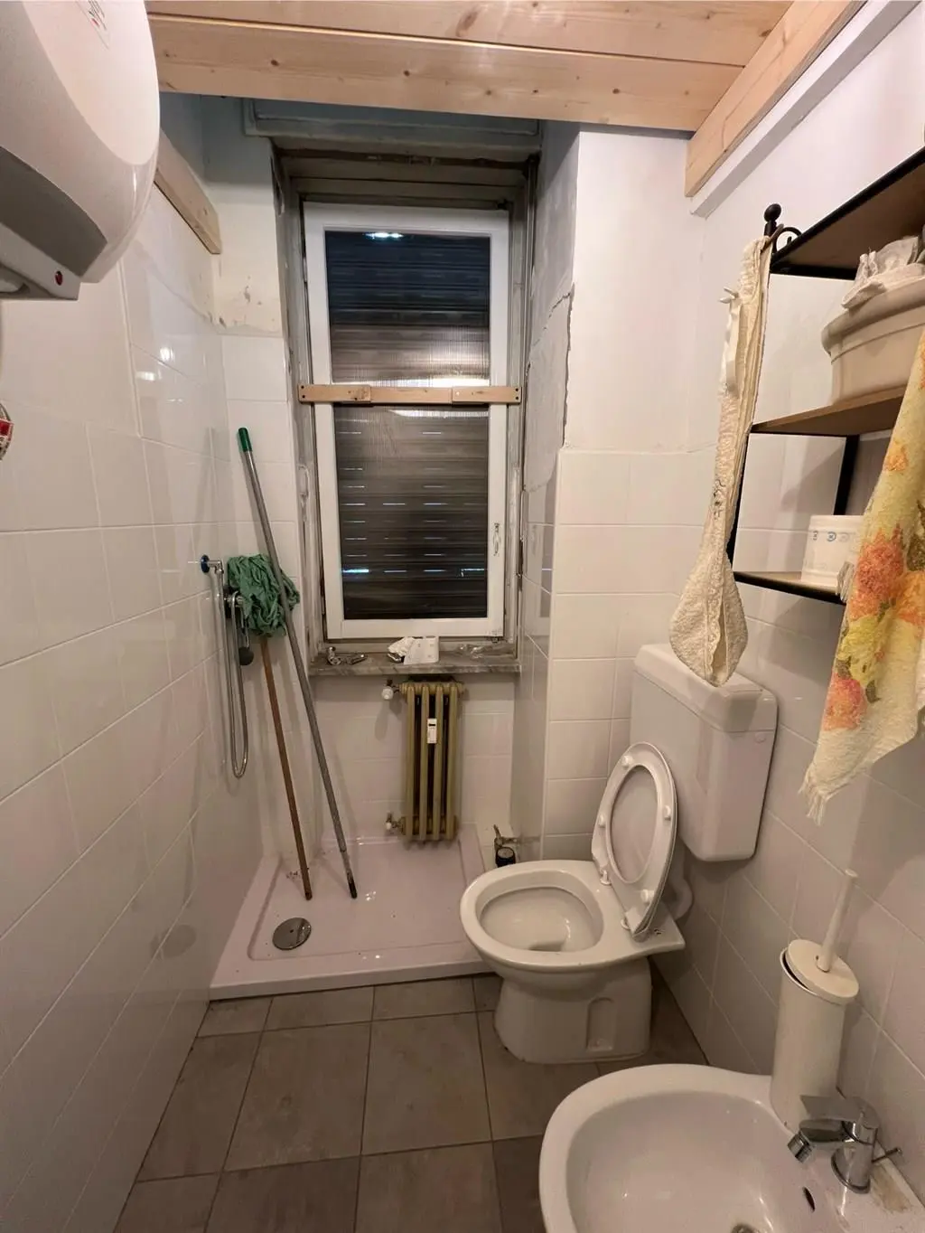 Immagine per Negozio in vendita a Torino via Castelgomberto
