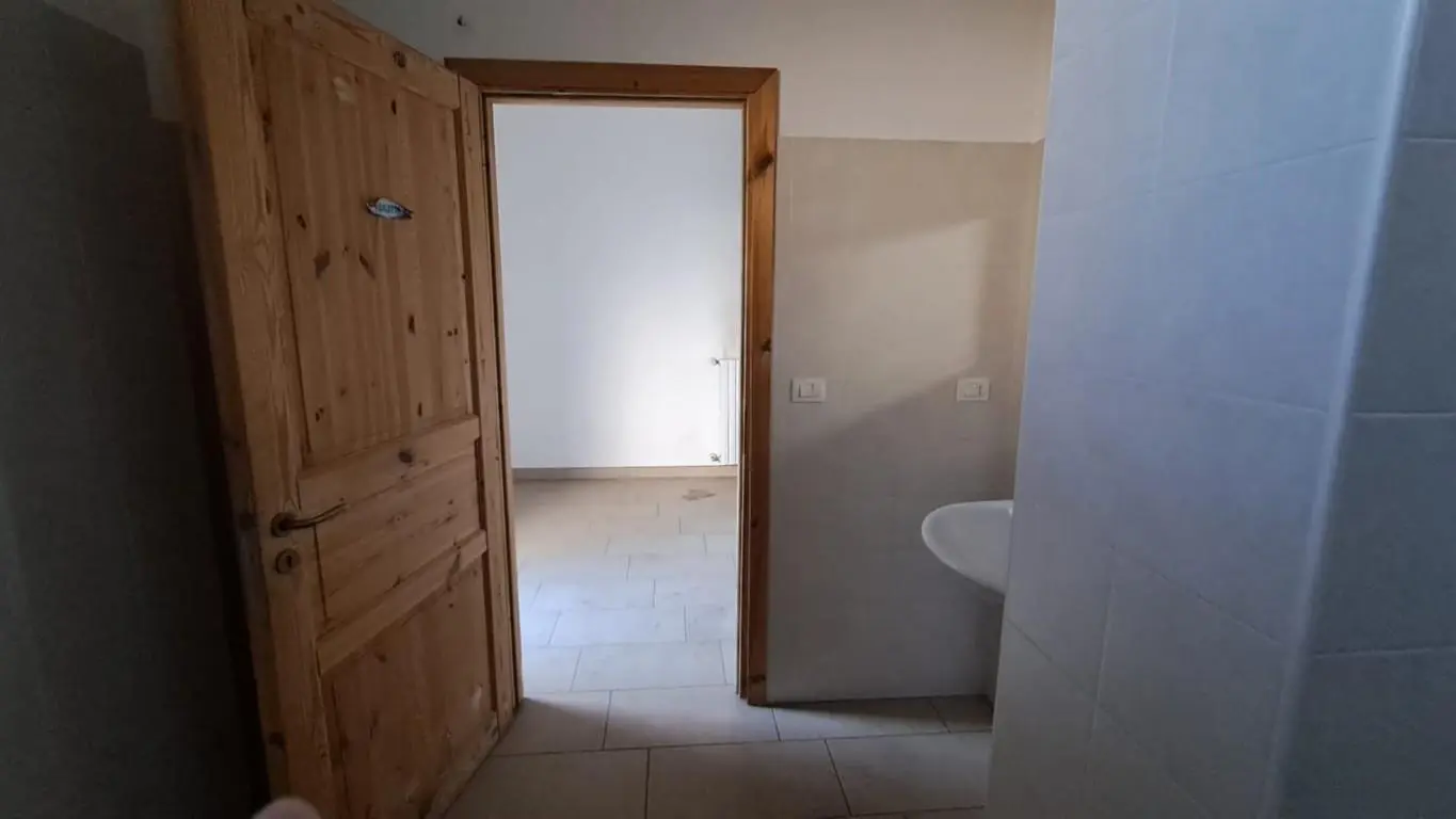 Immagine per Negozio in vendita a Torino via Val della Torre 49/11