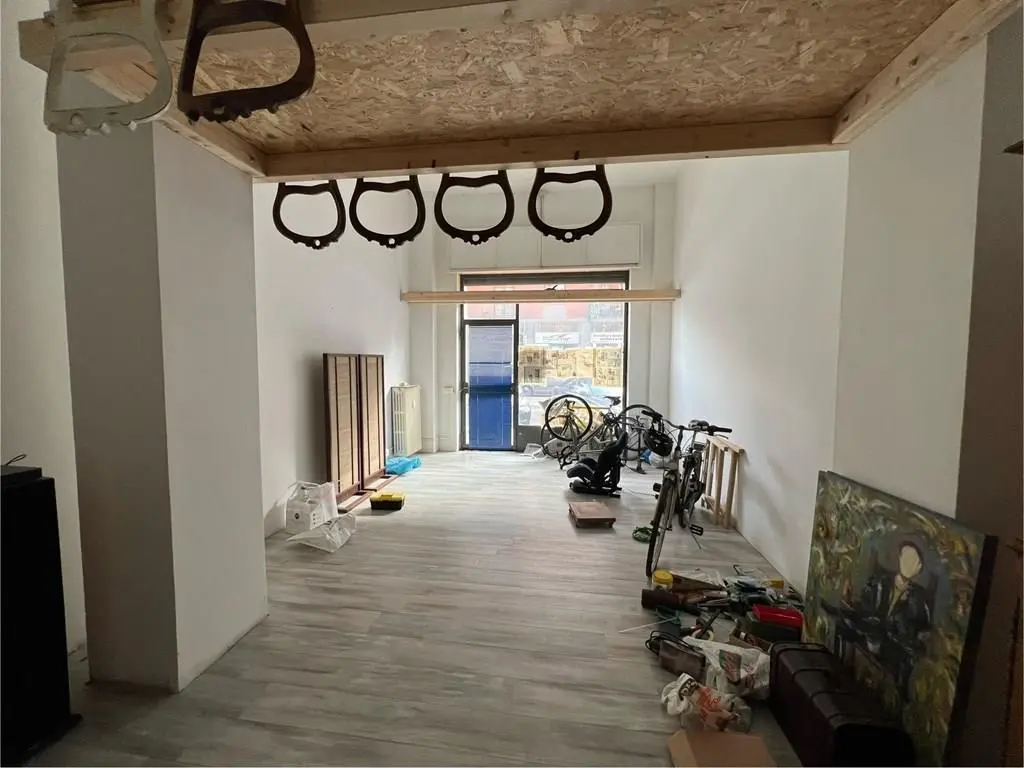 Immagine per Negozio in vendita a Torino via Castelgomberto