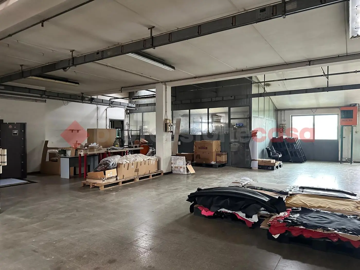 Immagine per Laboratorio in vendita a Laterina Pergine Valdarno via Ponticino -loc Impiano