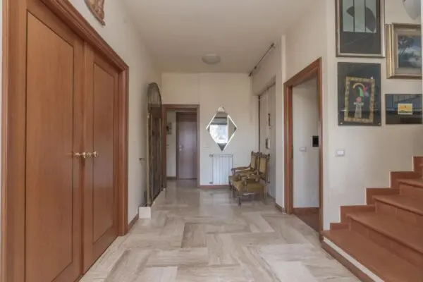 Villa strada Al Traforo Di Pino, Torino