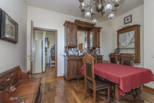 Villa strada Al Traforo Di Pino, Torino
