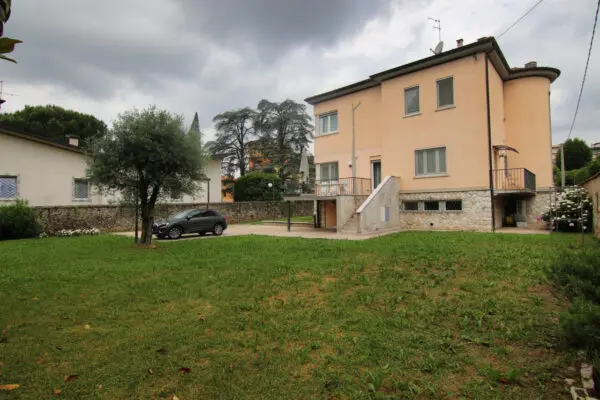 Villa via San Francesco 5, Thiene