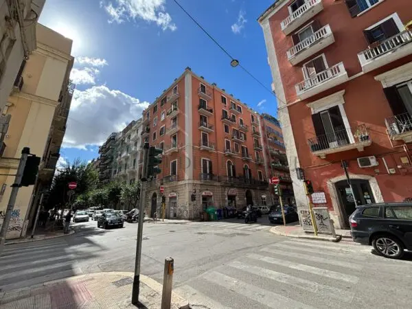 Monolocale via Dante Alighieri 182, Bari
