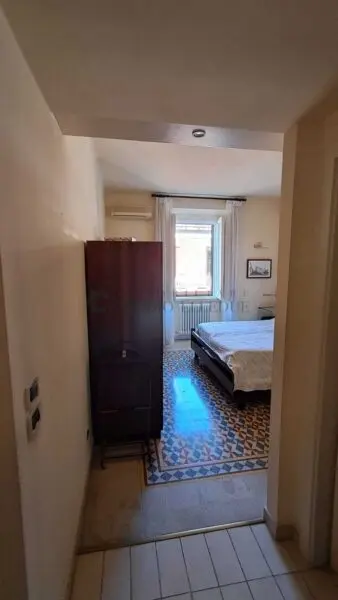 Monolocale via Dante Alighieri 182, Bari