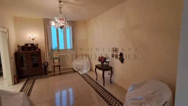 Monolocale via Dante Alighieri 182, Bari