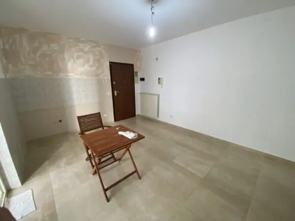 Bilocale via Giandomenico De Carolis 7c, Turi