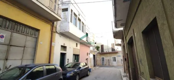 Quadrilocale via Giordano 4, Rutigliano
